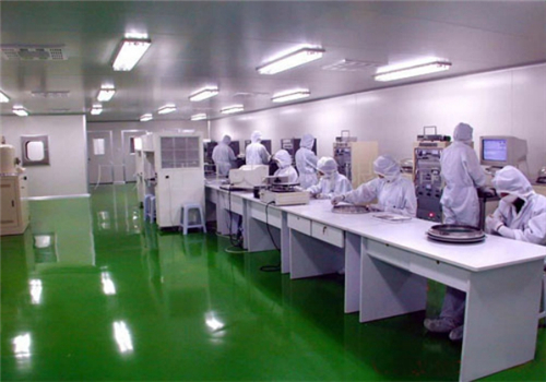 醫(yī)藥制造廠的生產(chǎn)車間