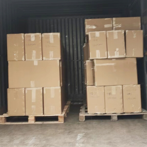 600多臺回風式電子空氣消毒器發往廣州